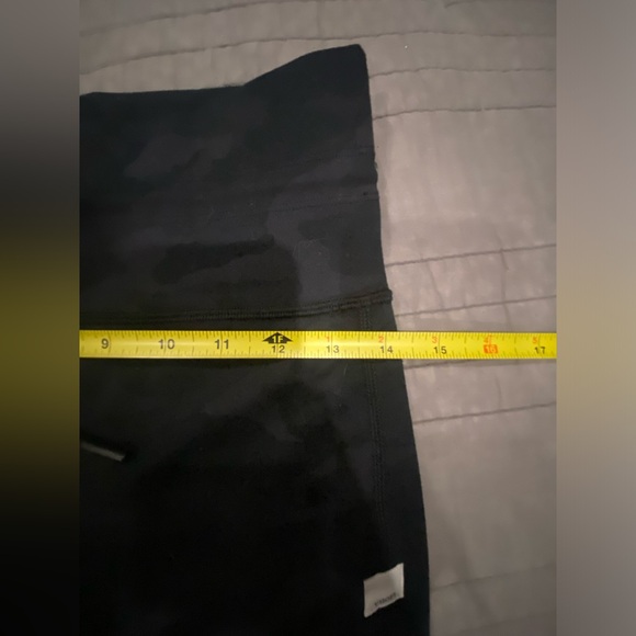 Vuori Daily Leggings - Picture 9 of 13